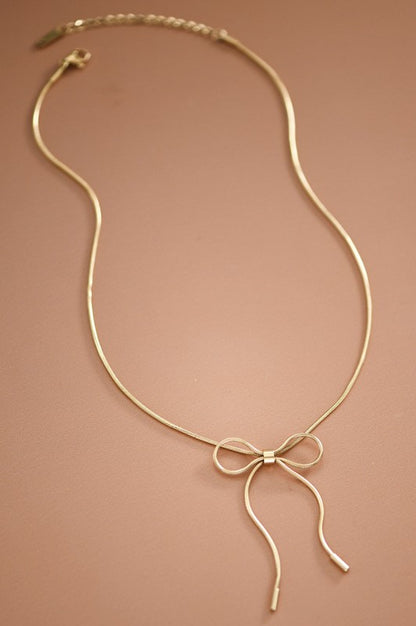 Bow Necklace
